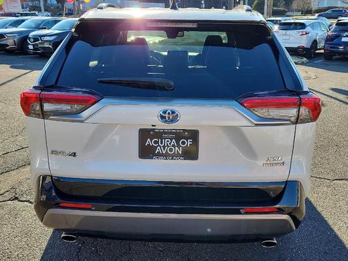 2019 Toyota RAV4 Hybrid XSE