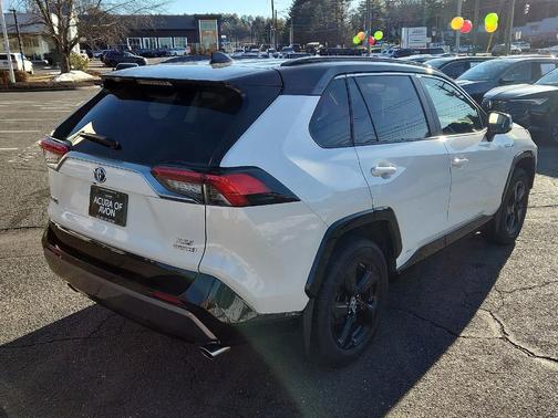 2019 Toyota RAV4 Hybrid XSE