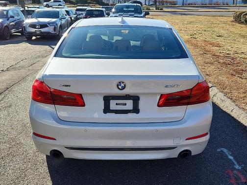 2017 BMW 530 i xDrive