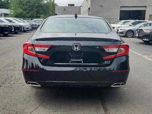 2021 Honda Accord Touring 2.0T