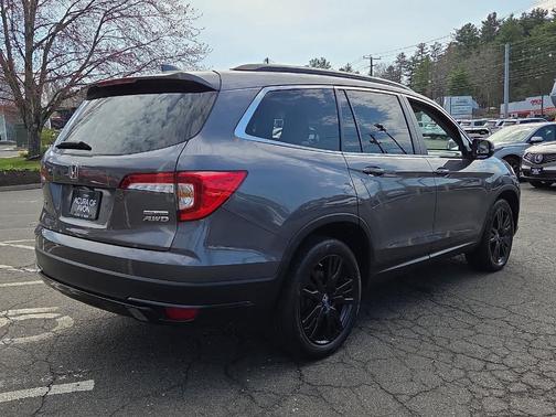 Modern Steel Metallic 2022 Honda Pilot Special Edition
