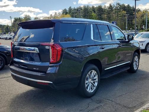 Titanium Rush Metallic 2024 GMC Yukon SLT