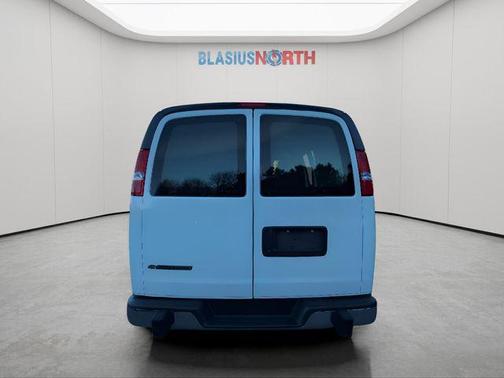 2024 Chevrolet Express 2500 RWD 2500 Regular Wheelbase WT