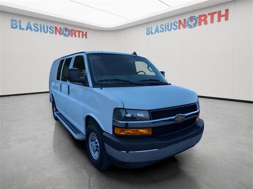 2024 Chevrolet Express 2500 RWD 2500 Regular Wheelbase WT
