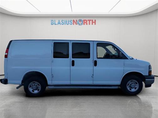 2024 Chevrolet Express 2500 RWD 2500 Regular Wheelbase WT