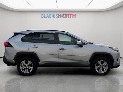 2023 Toyota RAV4 Hybrid LE