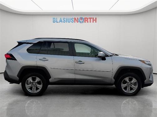 2023 Toyota RAV4 Hybrid LE