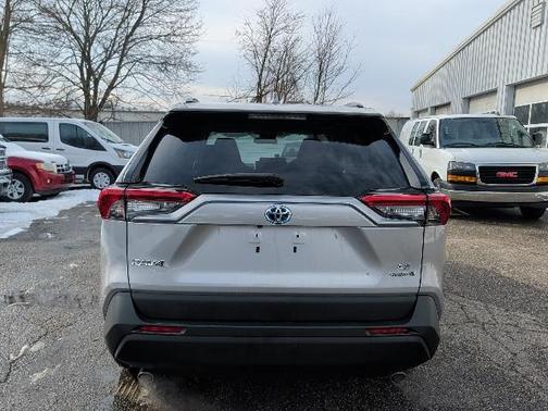 2023 Toyota RAV4 Hybrid LE