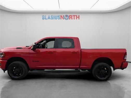 2024 RAM 2500 Big Horn Crew Cab 4x4 6'4' Box