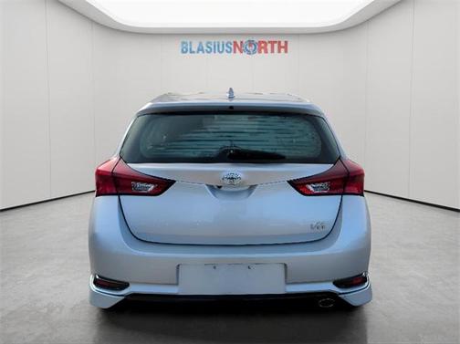 2017 Toyota Corolla iM Base