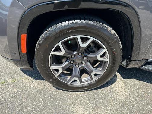 2023 Jeep Wagoneer Series III 4x4