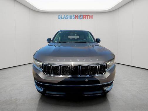 2023 Jeep Wagoneer Series III 4x4