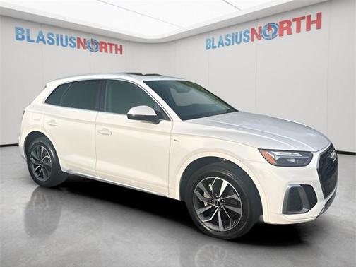 2023 Audi Q5 45 S line Premium Plus