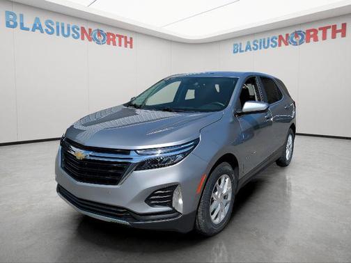 Sterling Gray Metallic 2024 Chevrolet Equinox 1LT