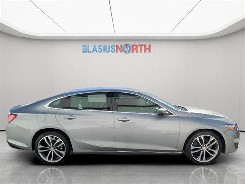 2023 Chevrolet Malibu FWD 2LT