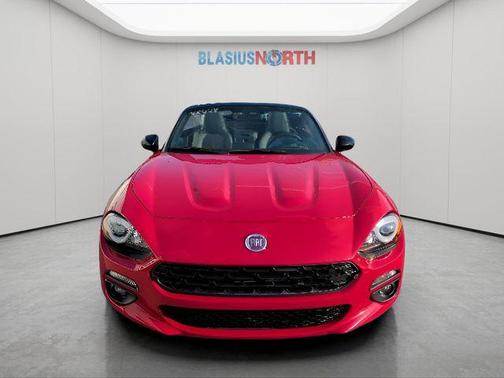 2019 FIAT 124 Spider Base