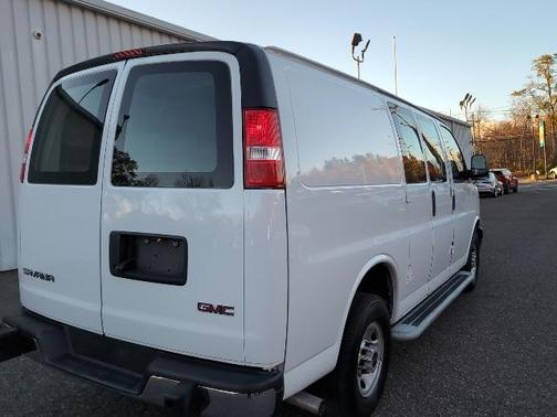 2024 GMC Savana 2500 Work Van
