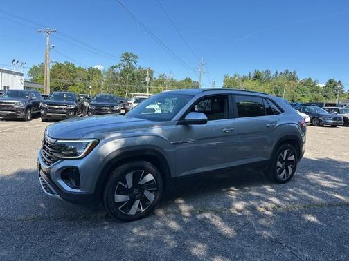 2024 Volkswagen Atlas Cross Sport 2.0T SE w/Technology 4MOTION