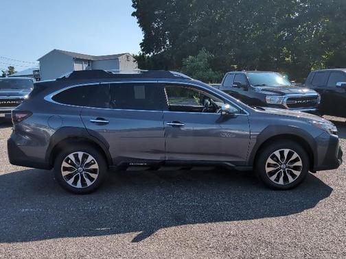 2023 Subaru Outback Touring XT