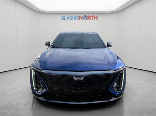 2024 Cadillac LYRIQ Sport