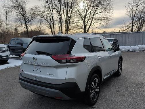 2021 Nissan Rogue SL