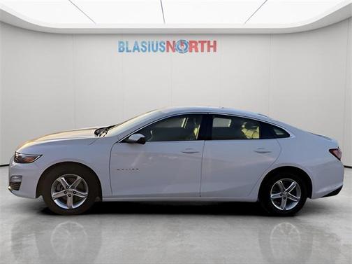 2022 Chevrolet Malibu FWD LT