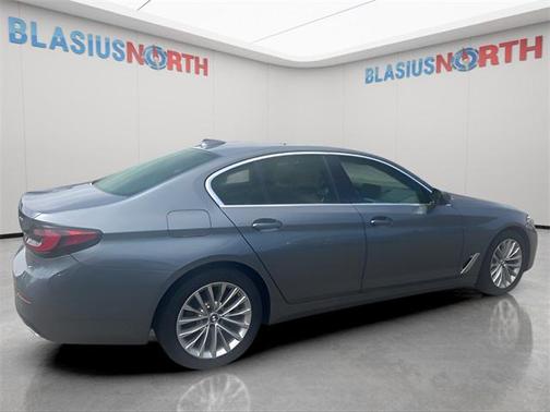 2021 BMW 530 xDrive