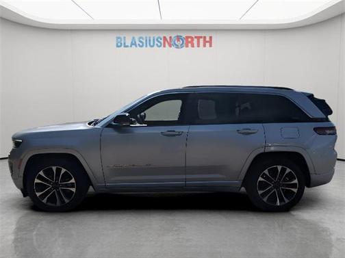 2022 Jeep Grand Cherokee Overland