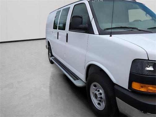 2024 GMC Savana 2500 Work Van