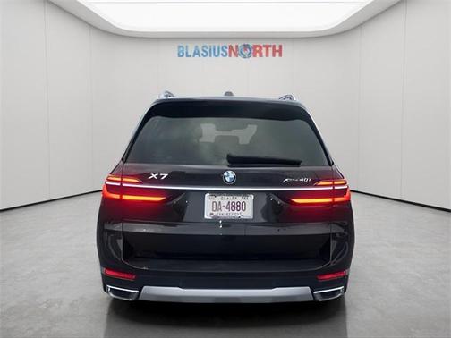 2024 BMW X7 xDrive40i