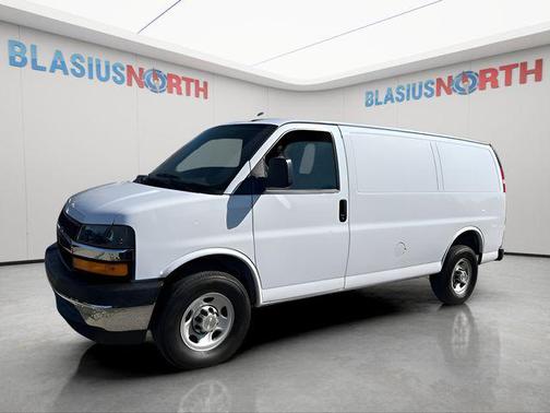 2024 Chevrolet Express 2500 RWD 2500 Regular Wheelbase WT