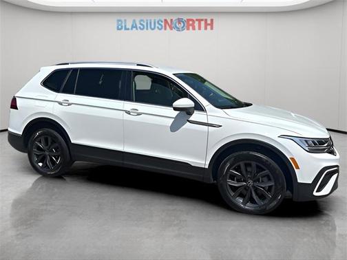 2024 Volkswagen Tiguan 2.0T SE 4MOTION