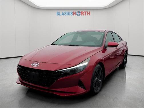 2021 Hyundai ELANTRA SEL