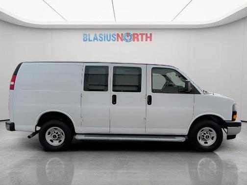 2024 GMC Savana 2500 Work Van
