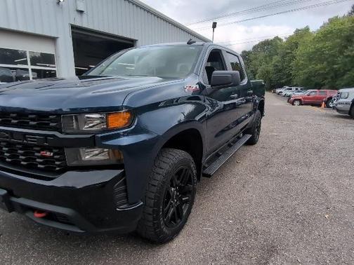 2022 Chevrolet Silverado 1500 Custom Trail Boss