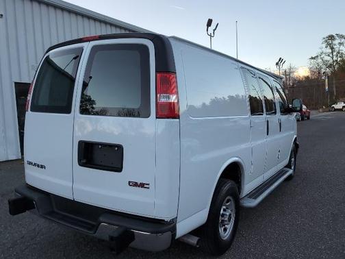 2024 GMC Savana 2500 Work Van