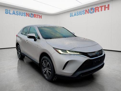 2024 Toyota Venza LE