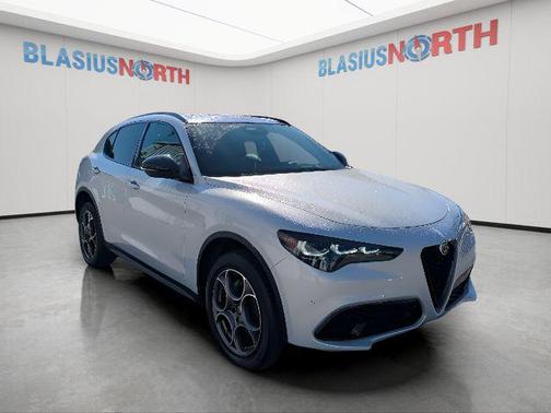Moonlight Gray Metallic 2025 Alfa Romeo Stelvio Sprint AWD