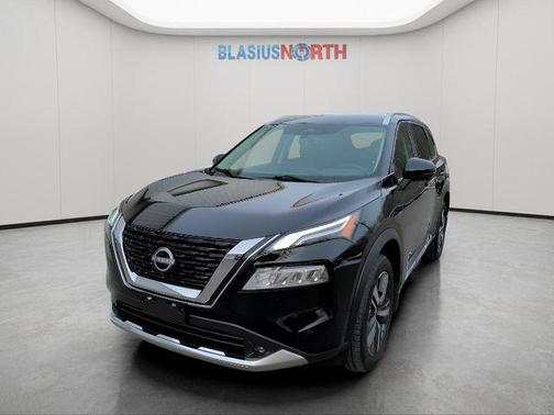 2022 Nissan Rogue Platinum