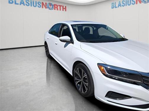 2021 Volkswagen Passat 2.0T SE