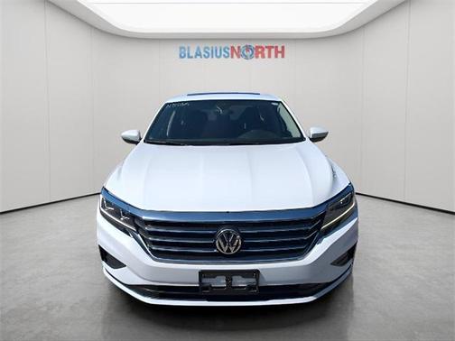2021 Volkswagen Passat 2.0T SE
