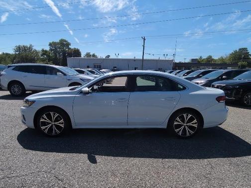 2021 Volkswagen Passat 2.0T SE