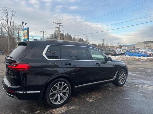2021 BMW X7 xDrive40i