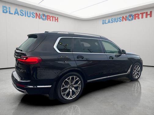 2021 BMW X7 xDrive40i
