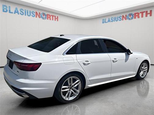 2022 Audi A4 45 S line Premium Plus