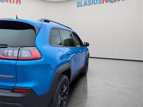 2022 Jeep Cherokee Trailhawk