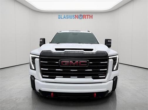 2024 GMC Sierra 2500 AT4
