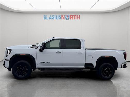 2024 GMC Sierra 2500 AT4