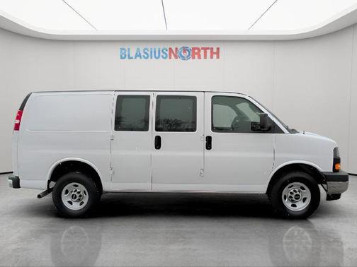 2024 GMC Savana 2500 Work Van