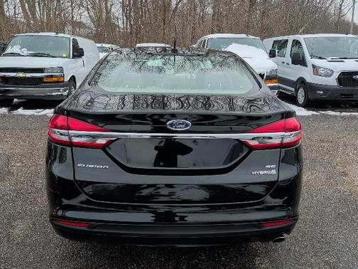2018 Ford Fusion Hybrid SE